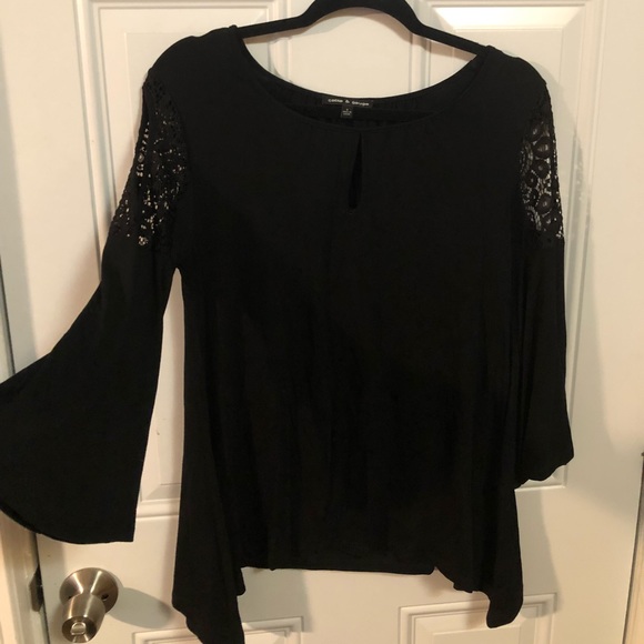 Cable & Gauge Tops - Small Bell Sleeve Shirt